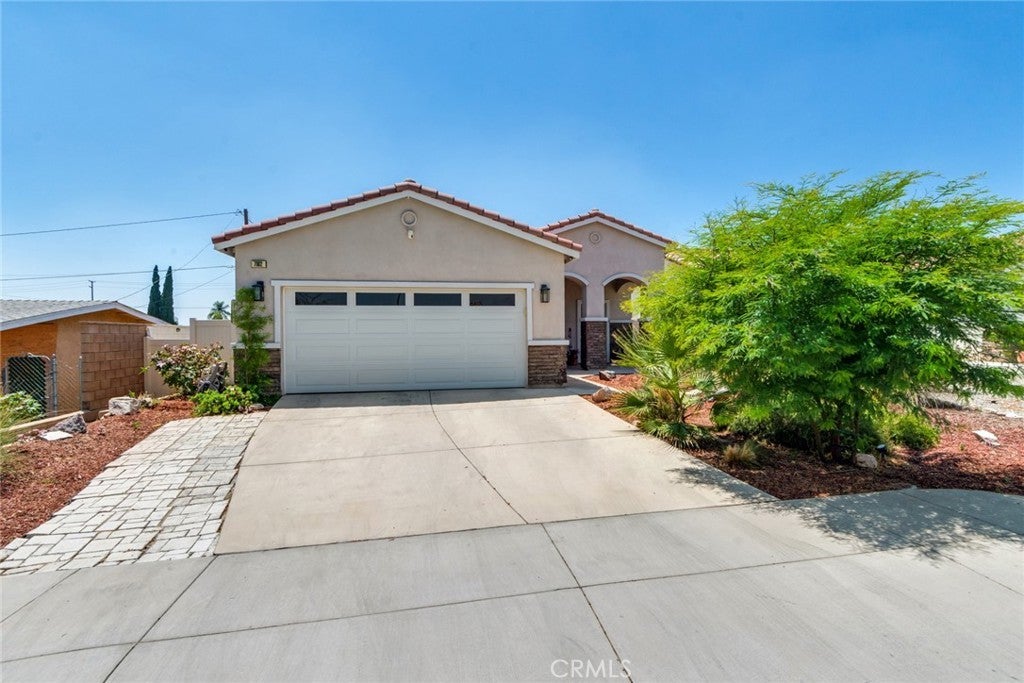 Photo of Listing #CV25140083