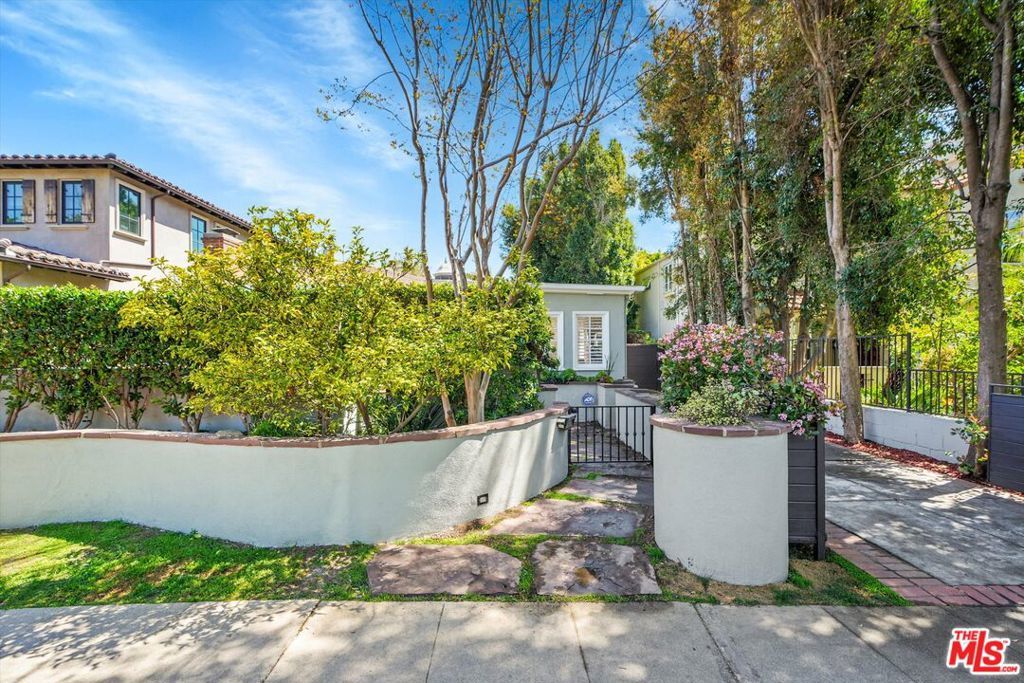 Photo of Listing #25556449