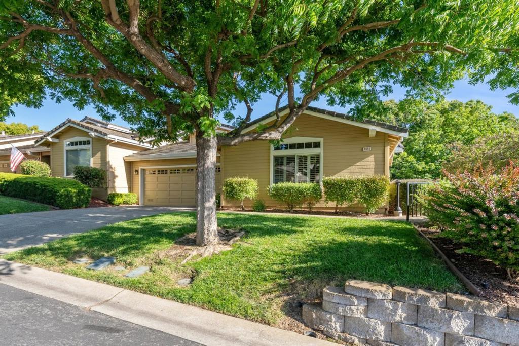 Photo of Listing #ML82012001