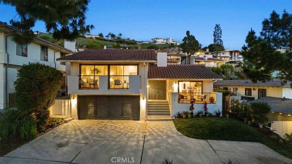 Photo of Listing #PV25141276