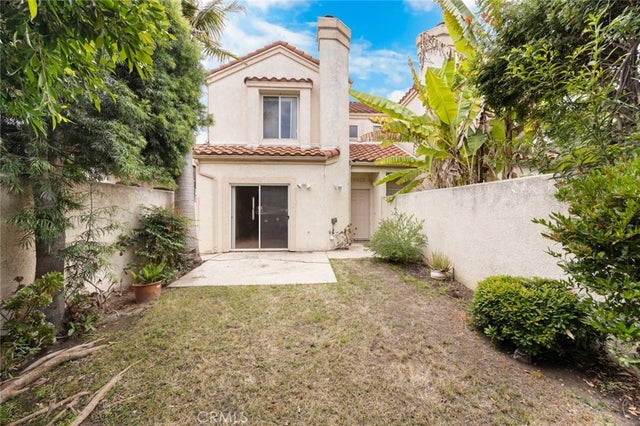 14412 1/2 Lemoli Avenue 6, Hawthorne.