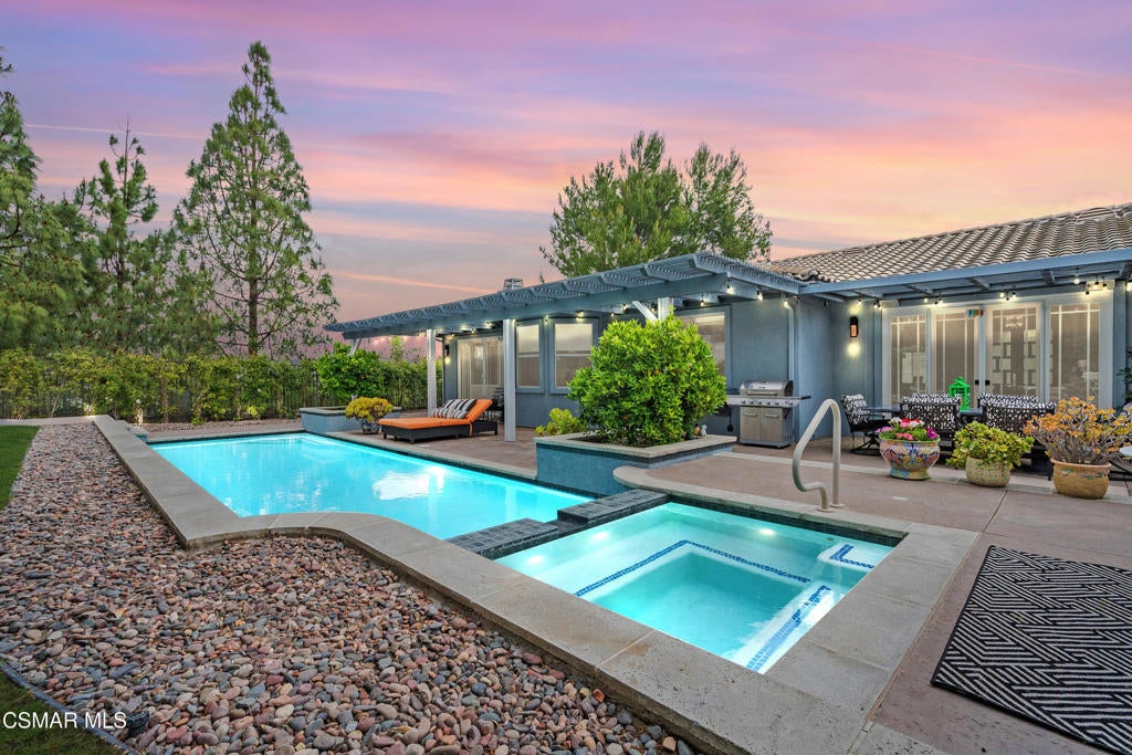 Photo of Listing #225003170