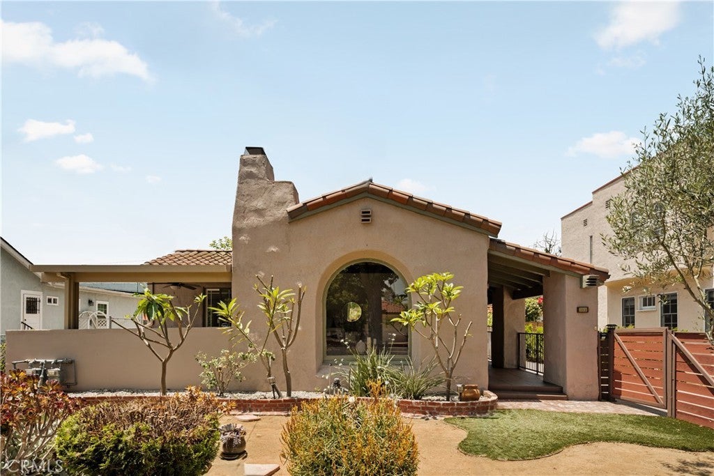 Photo of Listing #SR25140616