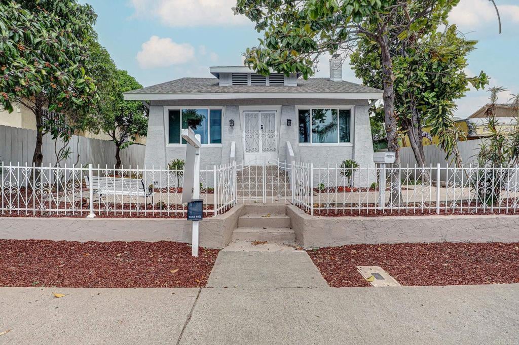 Photo of Listing #PTP2504705