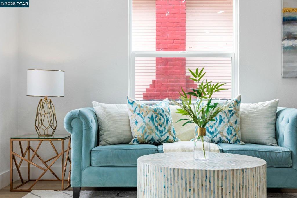 Photo of Listing #41102547