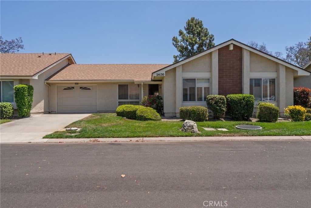 Photo of Listing #SR25140757