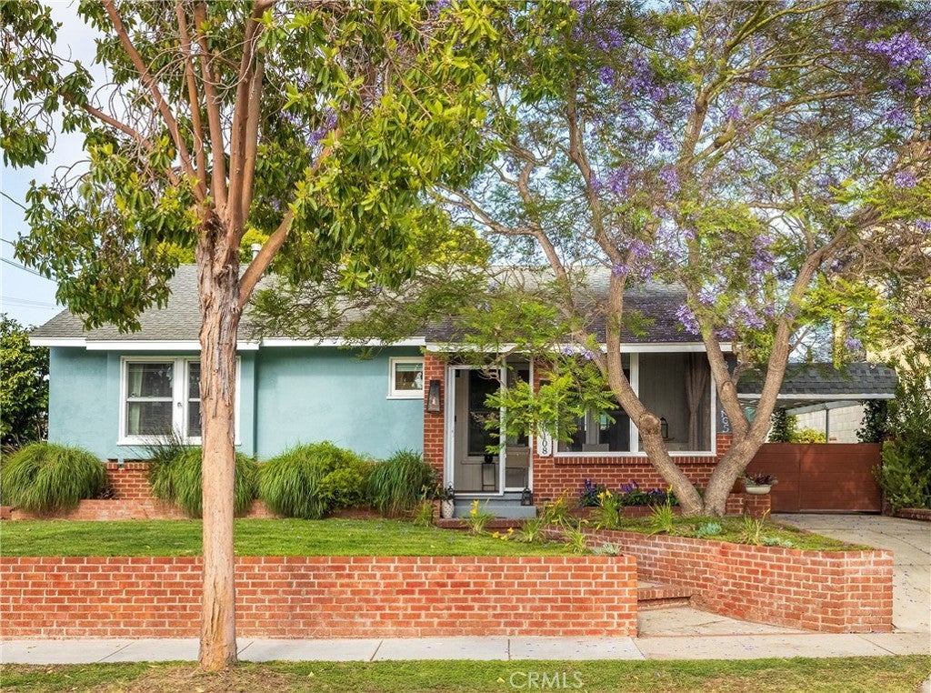 Photo of Listing #SB25126211