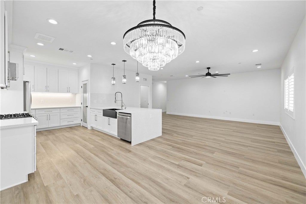 Photo of Listing #SW25141295