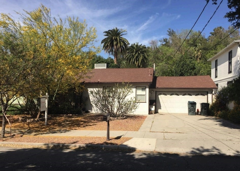 Photo of Listing #PW25142008