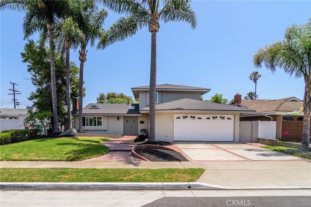 Photo of Listing #OC25136444