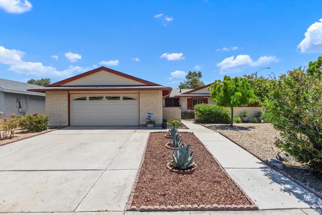 Photo of Listing #PTP2504725