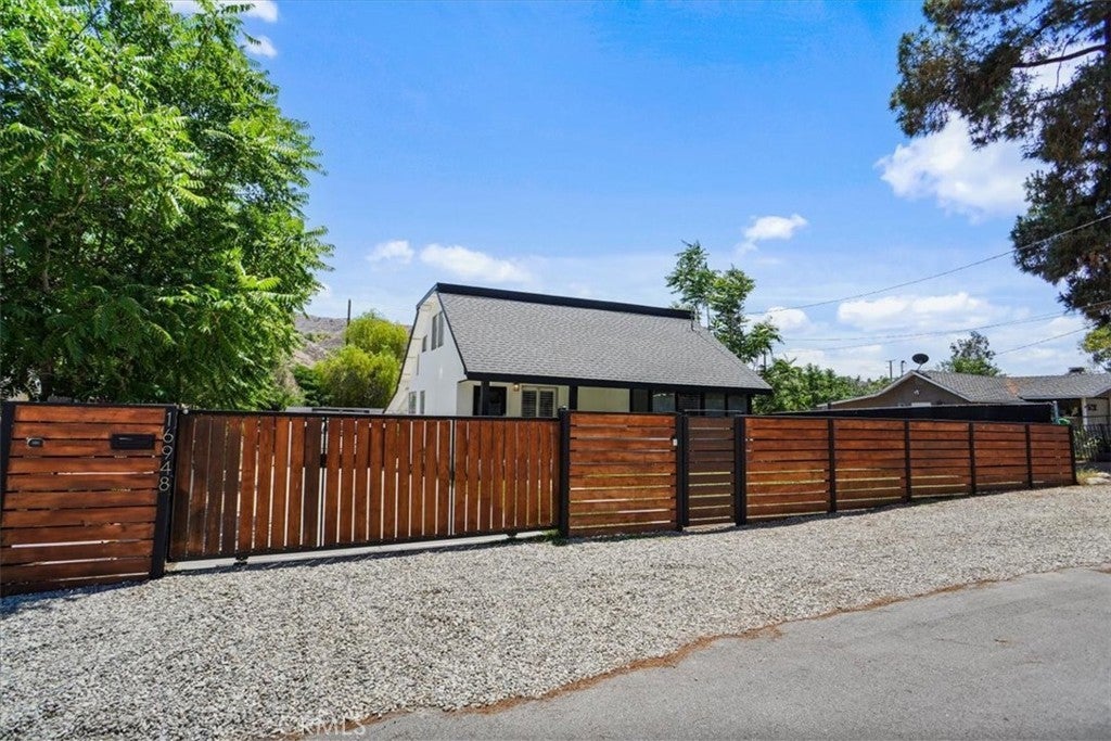 Photo of Listing #SR25142206