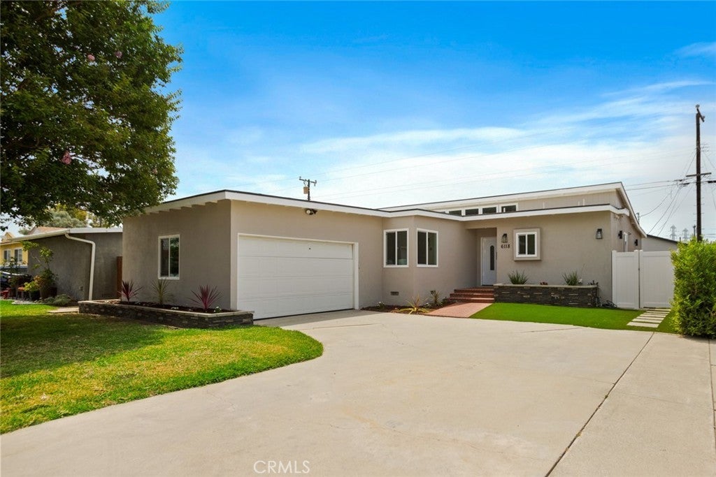 Photo of Listing #DW25140086