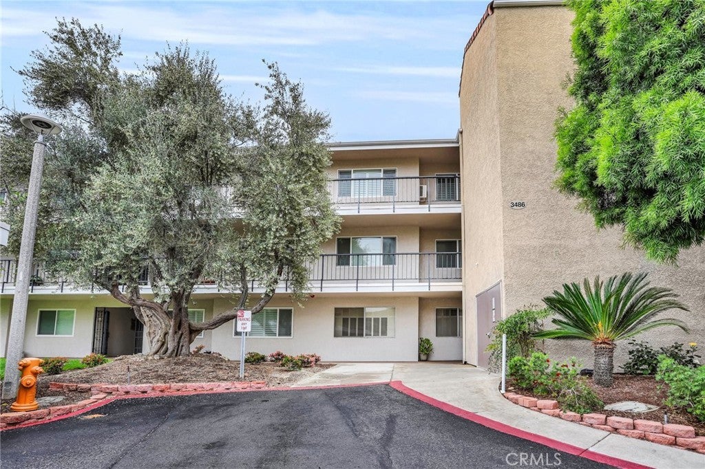 Photo of Listing #DW25142389