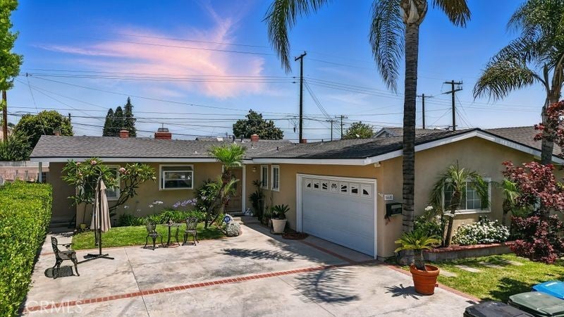 Photo of Listing #CV25142462