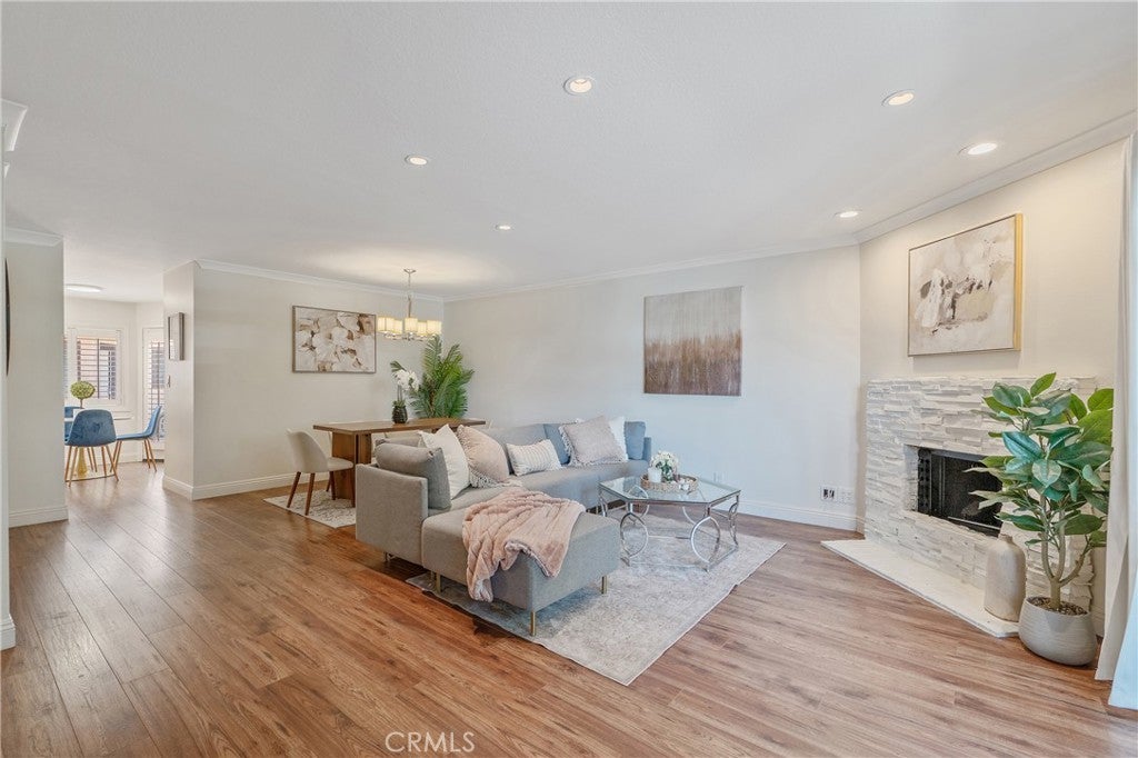 Photo of Listing #BB25142488