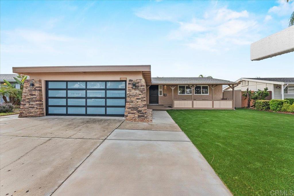 Photo of Listing #PTP2504742