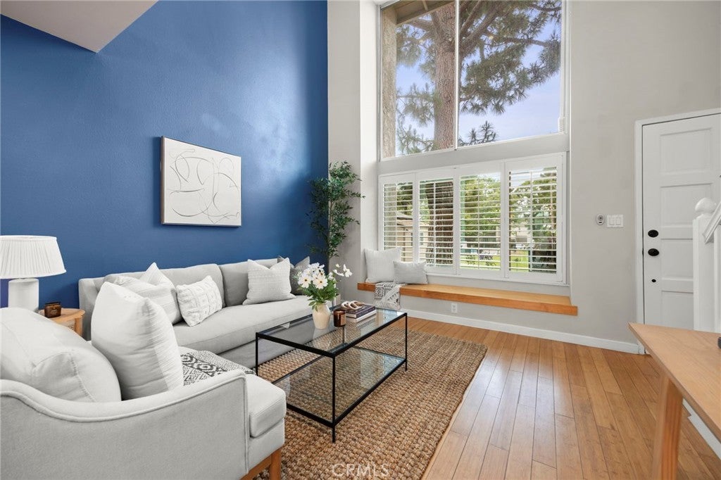 Photo of Listing #SB25136758