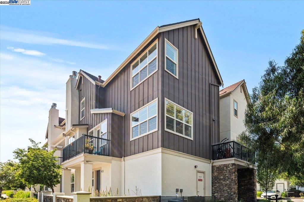 Photo of Listing #41102642