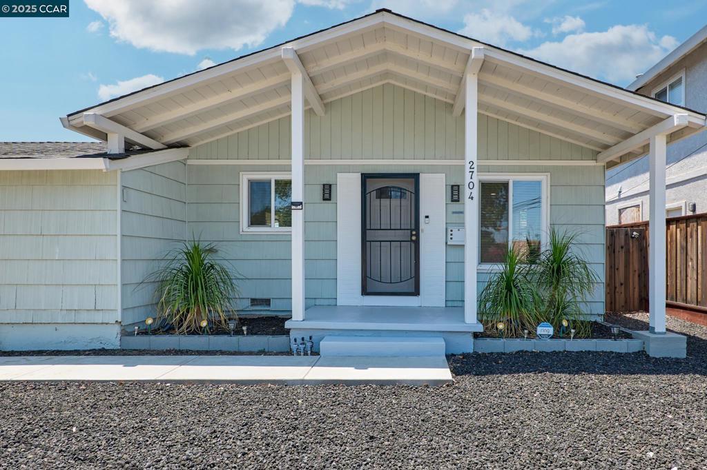 Photo of Listing #41102643