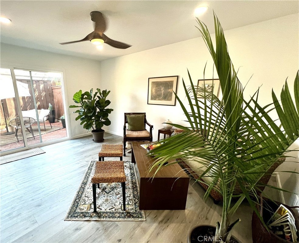 Photo of Listing #PV25127709