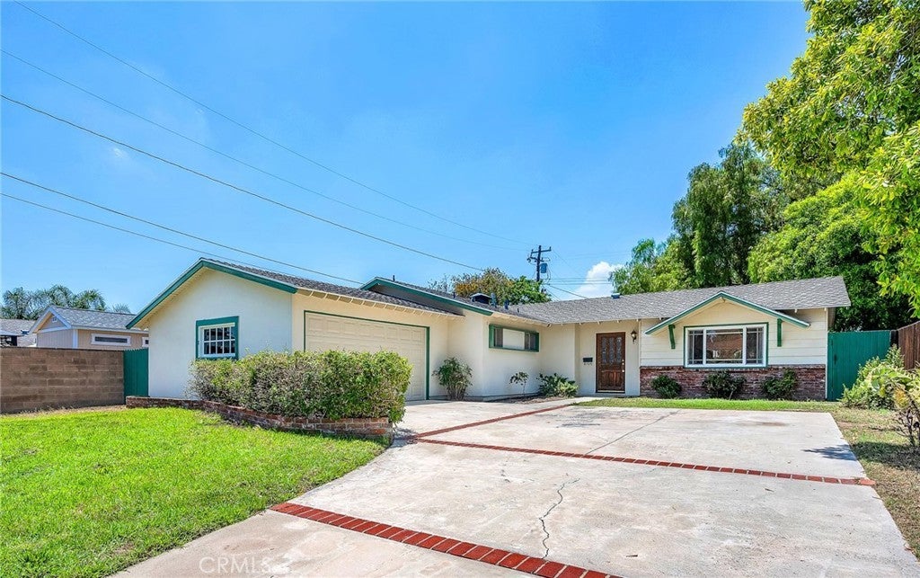 Photo of Listing #SB25142656