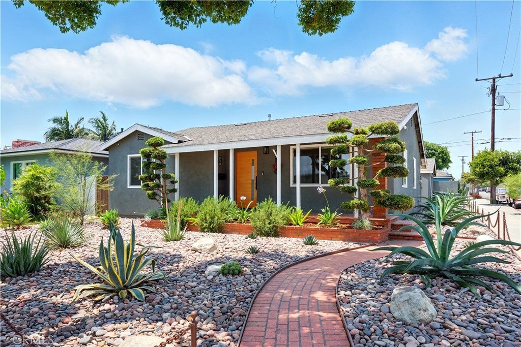 Photo of Listing #PW25142730