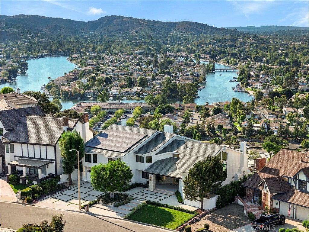 Photo of Listing #SR25141795