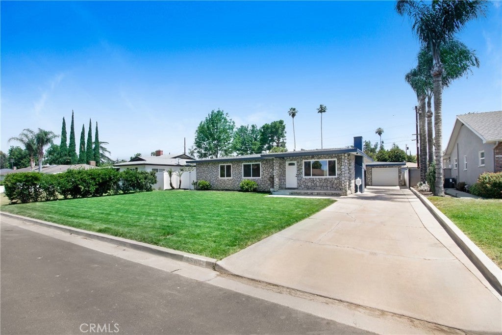 Photo of Listing #PW25142178