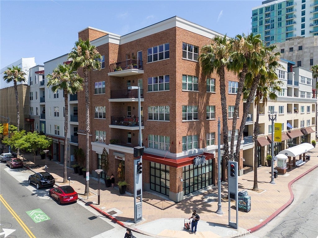 Photo of Listing #PW25142890