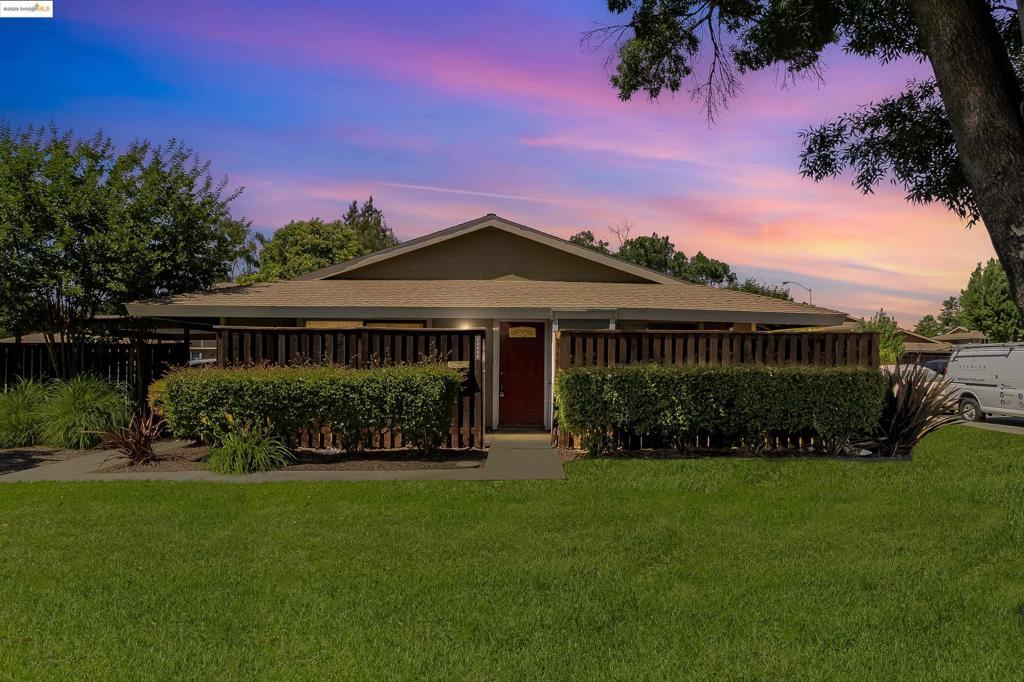 Photo of Listing #41102723