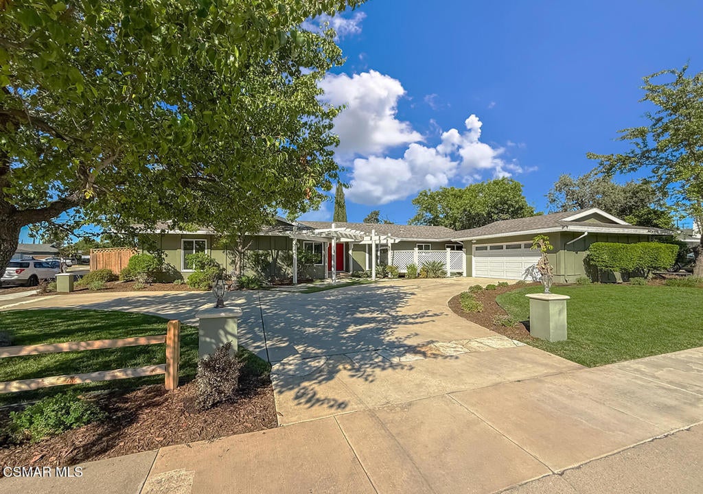 Photo of Listing #225003211