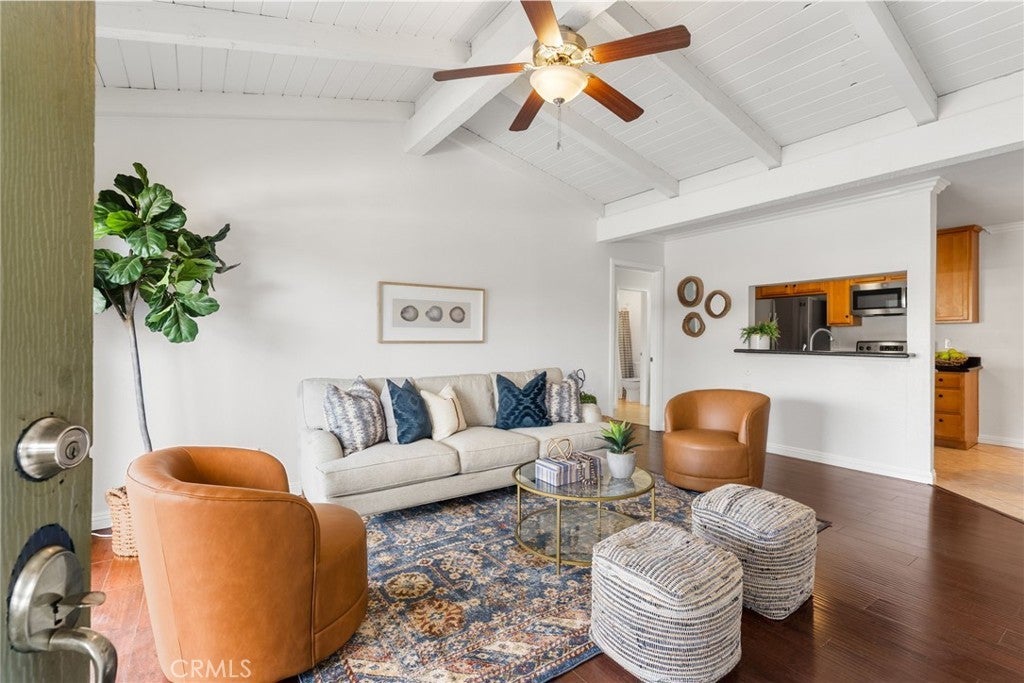 Photo of Listing #PW25140323