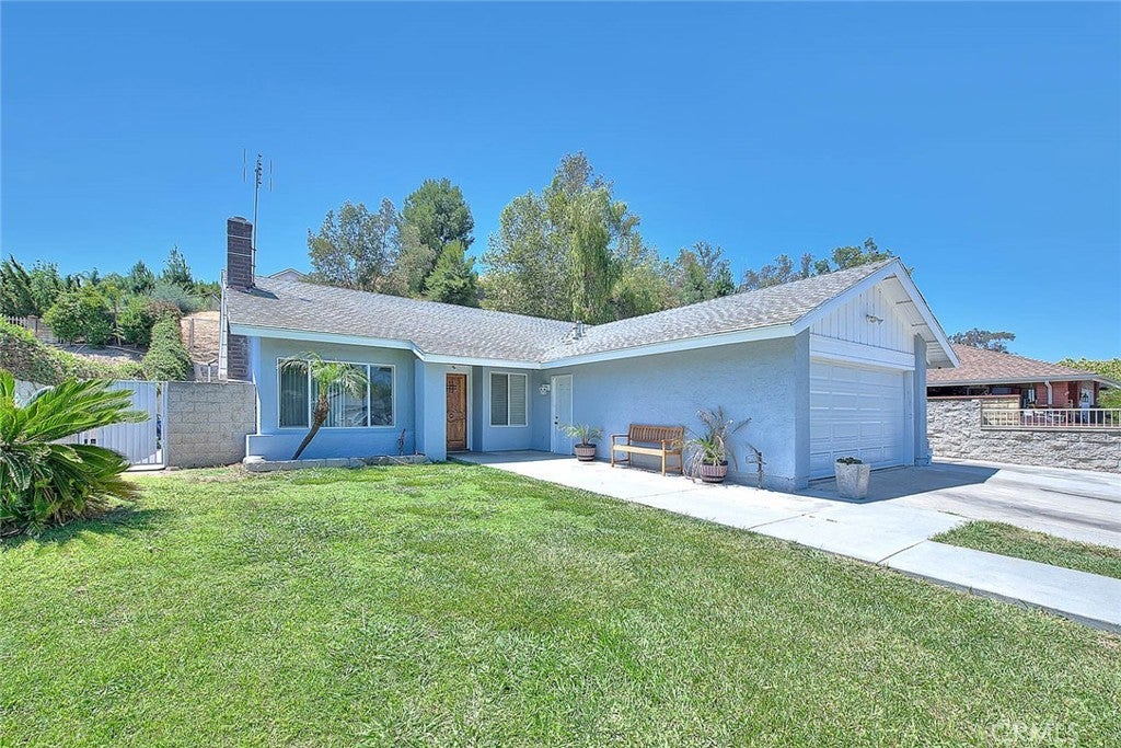 Photo of Listing #CV25142800