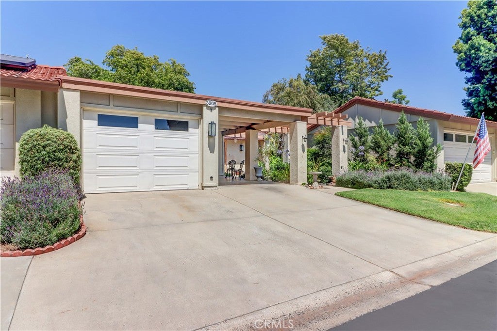 Photo of Listing #OC25143135