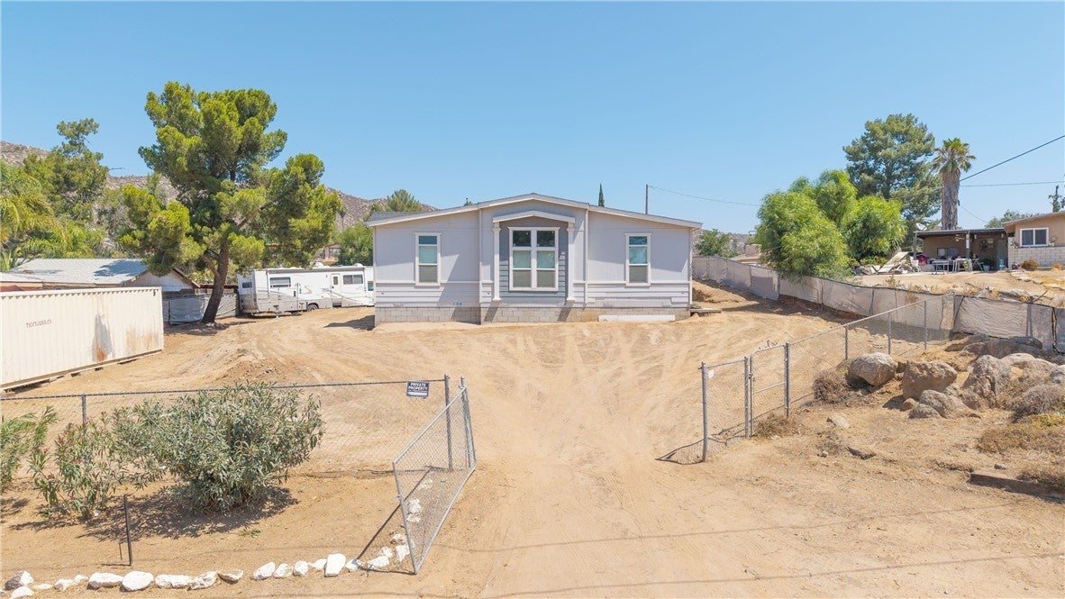 Photo of Listing #SW25140571