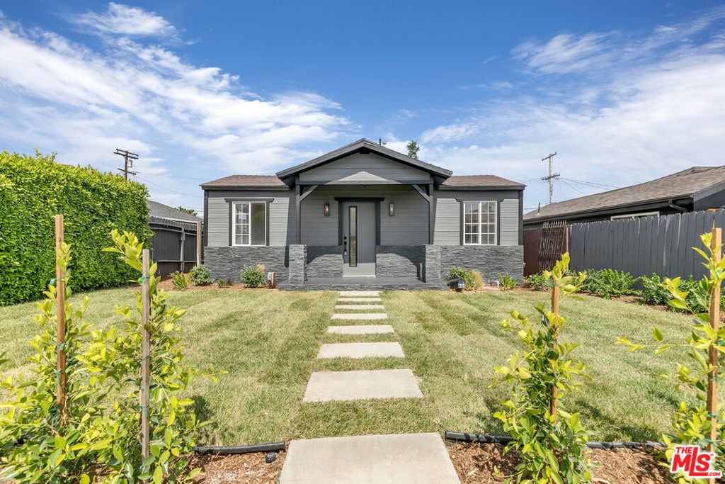 Photo of Listing #25557535