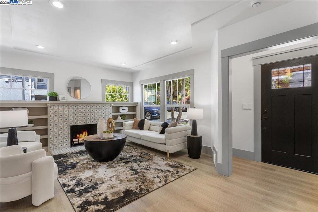 Photo of Listing #41102770