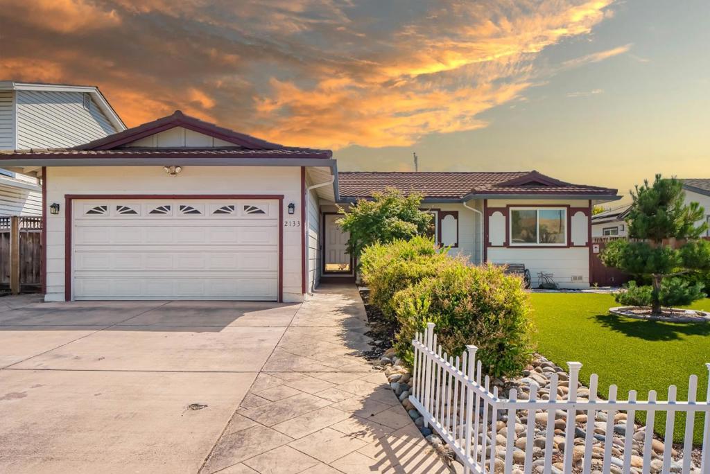 Photo of Listing #ML82010874