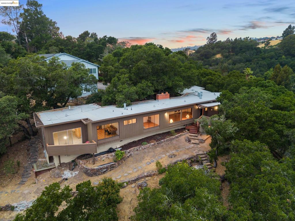 Photo of Listing #41102778