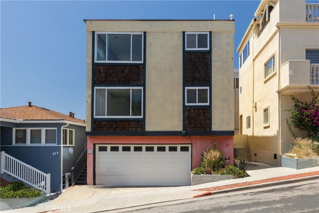 221 23rd Street