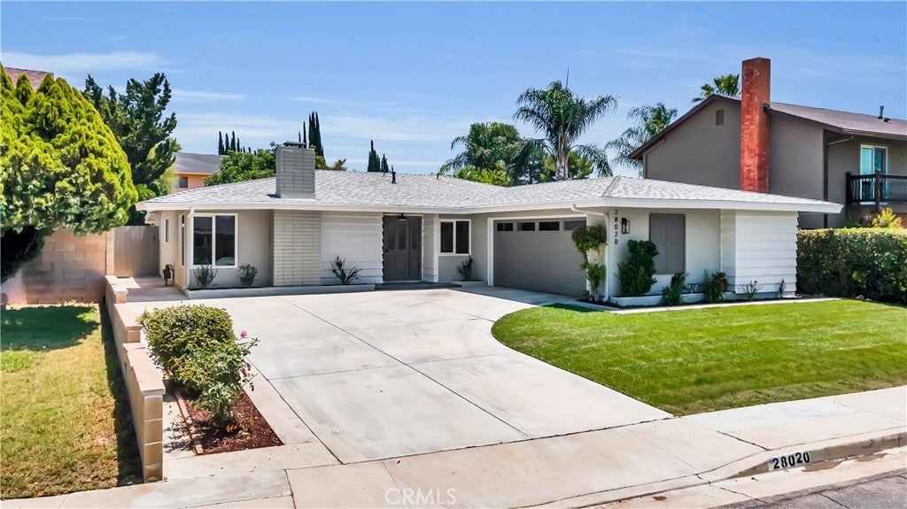 Photo of Listing #SR25143415