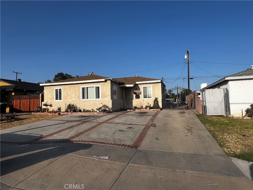 Photo of Listing #RS25143355