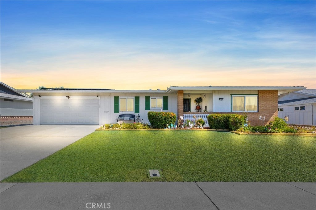 Photo of Listing #SW25142166