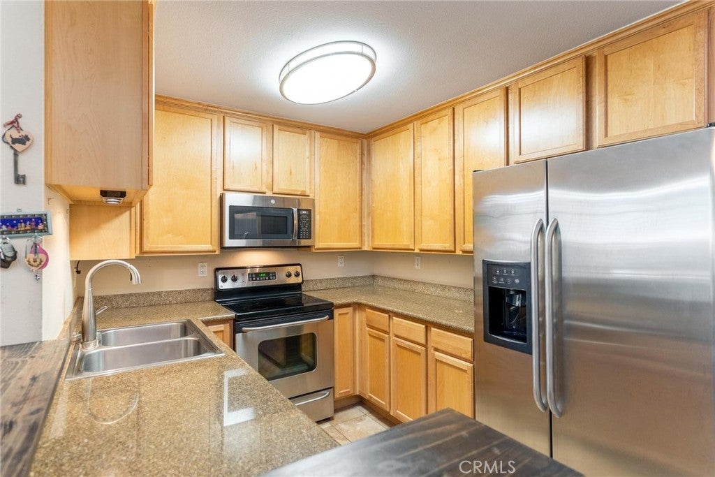 Photo of Listing #SW25143498