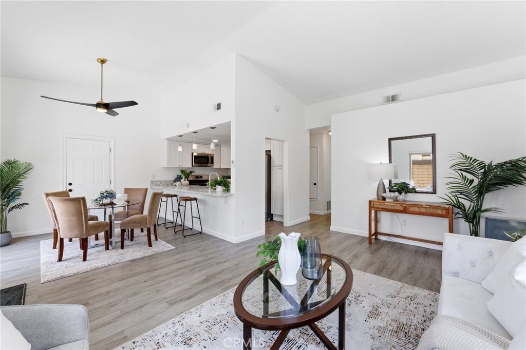 Photo of Listing #OC25143650