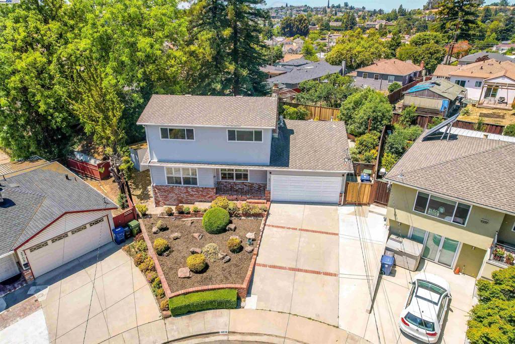 Photo of Listing #41102850