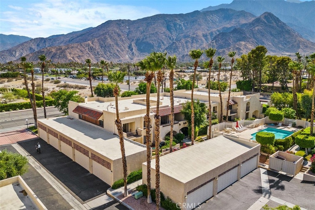 200 E Racquet Club Rd # 69, Palm Springs