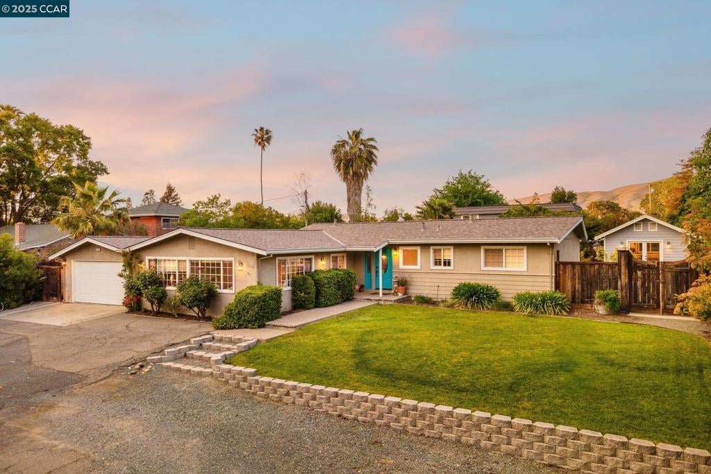 Photo of Listing #41102867