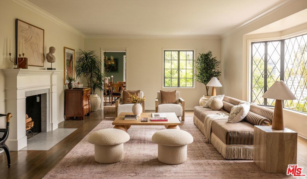 Photo of Listing #25556045